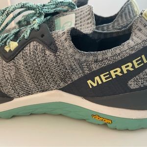 Women’s Mag-9 Trainer Running Shoe